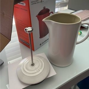 NEW LE CREUSET FRENCH PRESS